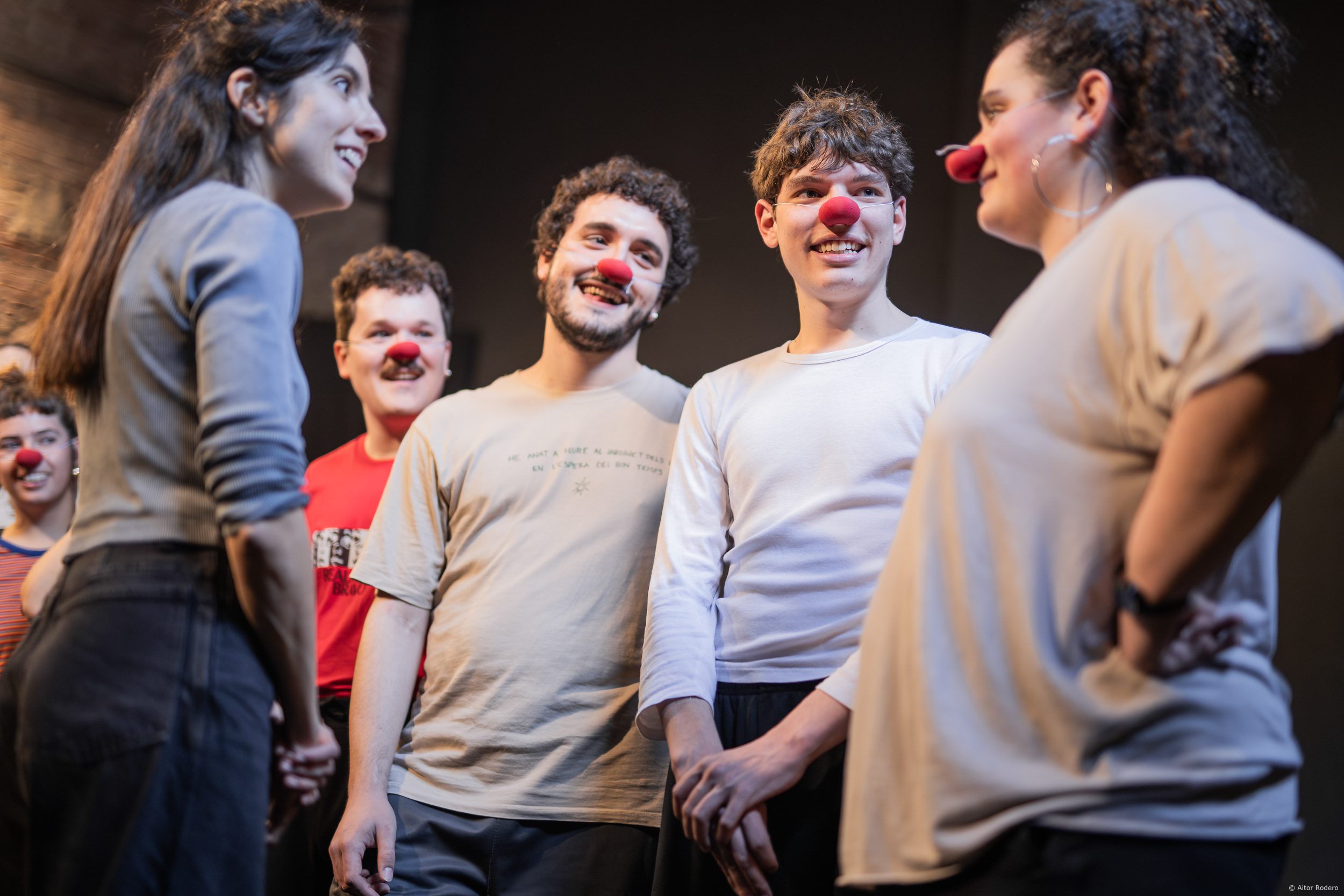Curs Clown Teatral / Cia: Projecte Longanime / Data: 27.02.2026.
Fotògraf: © Aitor Rodero.
Aquestes fotografies tenen drets de copyright. NO POTS descarregar-les ni fer-les servir sense el meu permís. Si vols adquirir-les y fer ús d'elles contacta amb mi en aquest e-mail: aitorrodero@aitorrodero-fotografia.com.