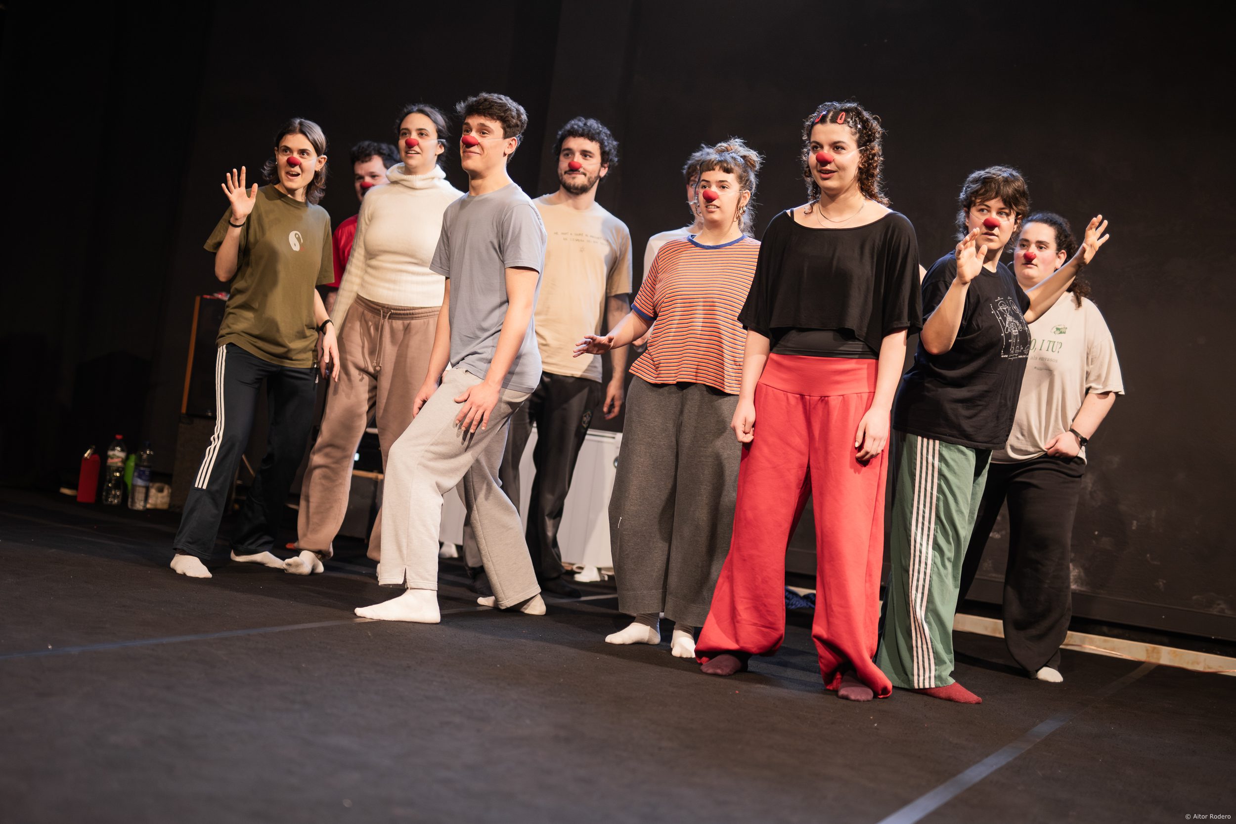 Curs Clown Teatral / Cia: Projecte Longanime / Data: 27.02.2026.
Fotògraf: © Aitor Rodero.
Aquestes fotografies tenen drets de copyright. NO POTS descarregar-les ni fer-les servir sense el meu permís. Si vols adquirir-les y fer ús d'elles contacta amb mi en aquest e-mail: aitorrodero@aitorrodero-fotografia.com.