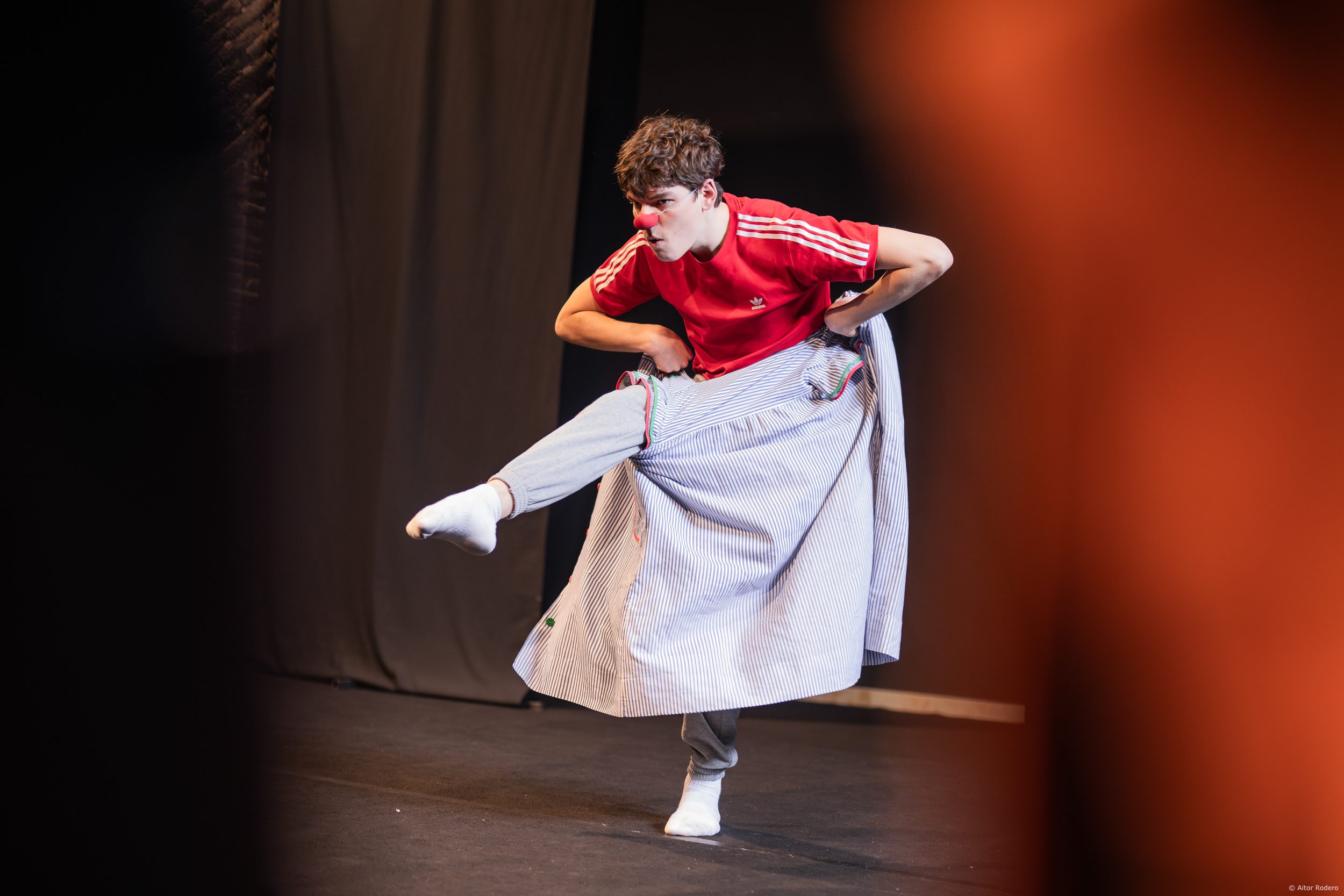 Curs Clown Teatral / Cia: Projecte Longanime / Data: 28.02.2026.
Fotògraf: © Aitor Rodero.
Aquestes fotografies tenen drets de copyright. NO POTS descarregar-les ni fer-les servir sense el meu permís. Si vols adquirir-les y fer ús d'elles contacta amb mi en aquest e-mail: aitorrodero@aitorrodero-fotografia.com.